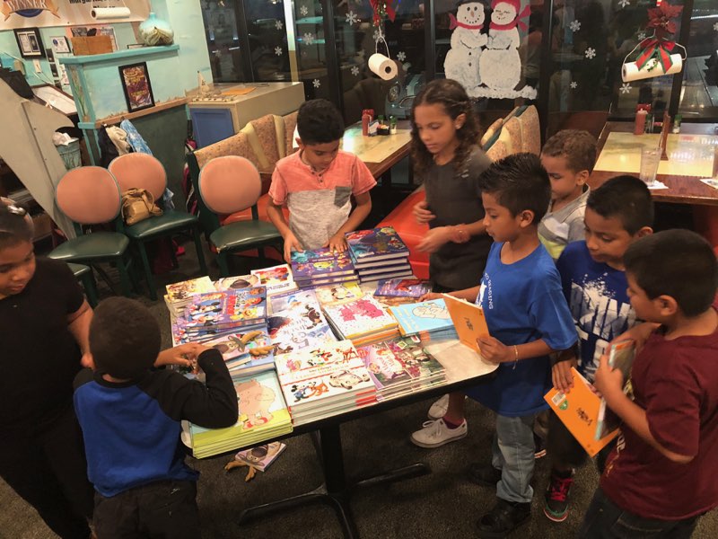 A SPECIAL HOLIDAY DINNER FOR THE “DIVE INTO READING” PARTICIPANTS